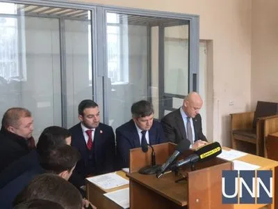 Труханов прибыл в суд на заседание по своему отстранению