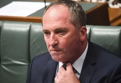Вице-премьер Австралии заявил об отставке на фоне секс-скандала