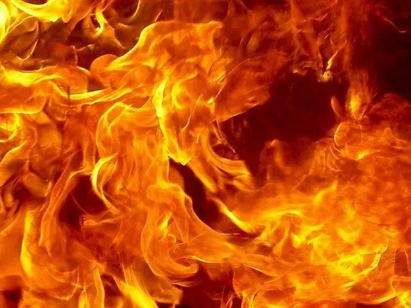 Пожежа у Києві: в багатоповерхівці заживо згорів чоловік