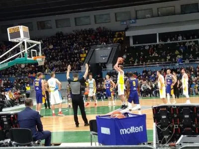 Баскетболисты Украины победили Швецию и возглавили группу отбора к ЧМ-2019