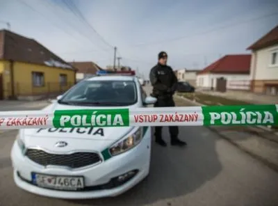 Власти Словакии обещают миллион евро за помощь в поиске убийц журналиста