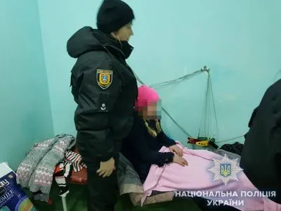 В Одесской области мужчина изнасиловал и оставил мерзнуть на морозе 11-летнюю девочку