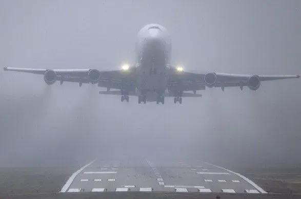 Из-за погодных условий в Одесском аэропорту отменена часть рейсов
