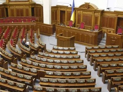 Порошенко заявил, что не планирует распускать парламент