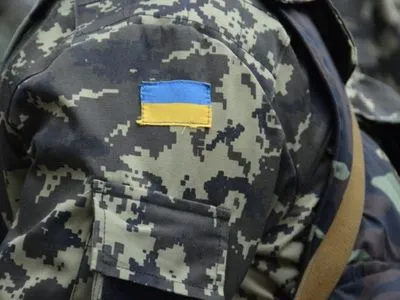 За прошедшие сутки на Донбассе один украинский военный получил ранение