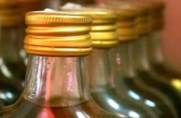 Кожна п'ята пляшка коньяку в Росії – фальсифікат