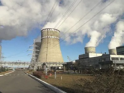 Енергосистема України працює без трьох атомних блоків