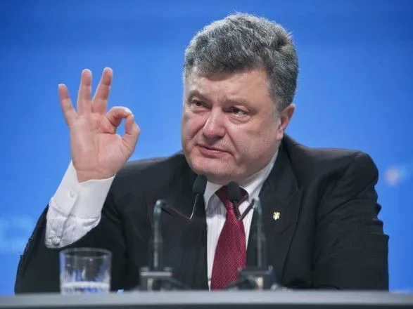 Порошенко: контракт с "Газпромом" на поставку и транзит газа не будет расторгнут
