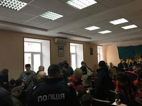 aktivisti-z-pid-vr-zayavili-scho-odnogo-mitinguvalnika-zabrali-na-operatsiyu