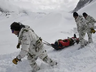 В Альпах сошла лавина: 2 погибших, 3 пропали без вести