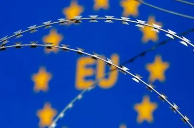 Евросоюз снял санкции с Лукаш и Клюева