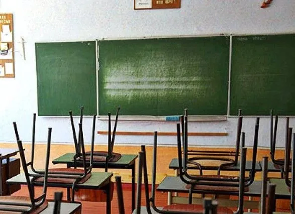 Школи Харківщини не відновлять навчання раніше 12 березня