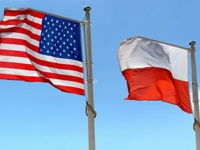 У Варшаві заперечили заборону контактів зі США