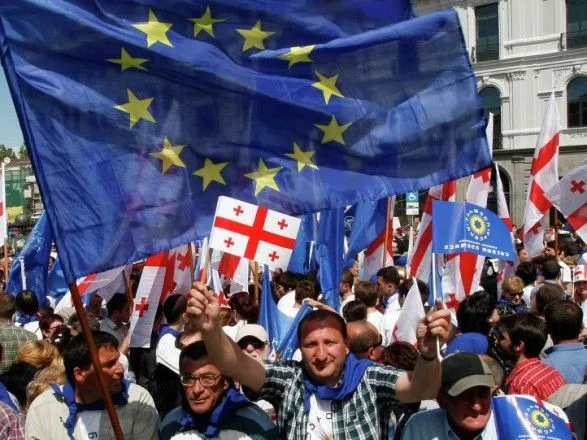 Грузия пообещала снизить число своих нелегальных мигрантов в Европу