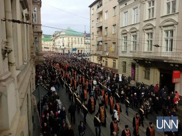Во Львове состоялось многотысячное молитвенное шествие