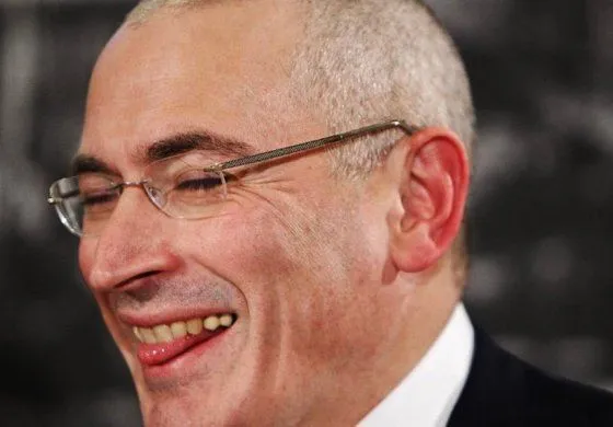 Ходорковский досрочно проголосовал на выборах президента РФ и испортил бюллетень