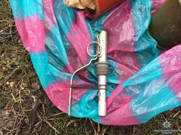 В Херсонской области мужчина пытался обменять гранату на бутылку водки