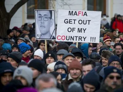 У Словаччині на акцію протесту після вбивства журналіста вийшло 40 тисяч людей