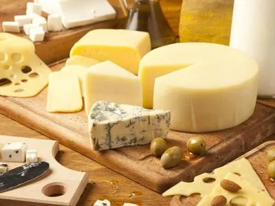 В начале года Украина увеличила экспорт и импорт сыров