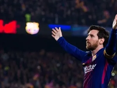 Сотый гол Месси помог "Барселоне" пробиться в 1/4 финала Лиги чемпионов