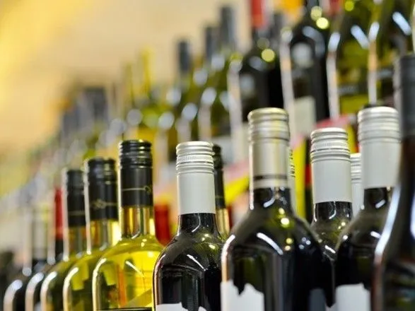 АМКУ наказав скасувати заборону на продаж алкоголю вночі на Черкащині