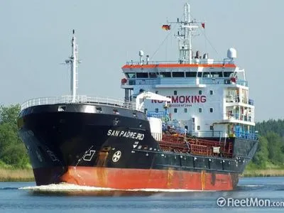 16 українських моряків заарештовані за незаконну торгівлю паливом у Нігерії