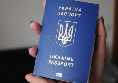 Закон про блокування закордонних паспортів нардепів готовий до розгляду — парламентар