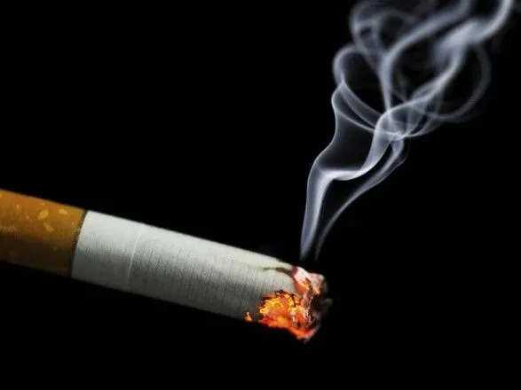 Дослідження: в Україні курить кожна 5 особа у віці від 12 років