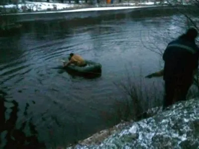 В Житомирской области женщина спрыгнула с моста в реку и погибла