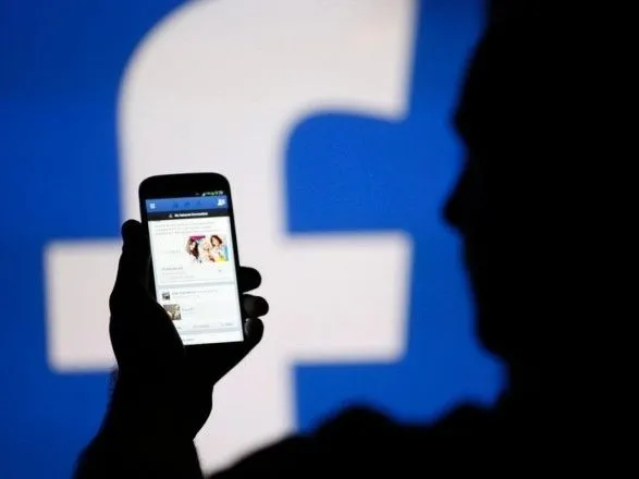 Facebook заблокировал компанию, которая собирала данные о пользователях