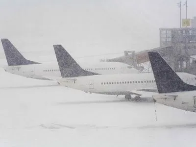 Снегопады не повлияли на работу аэропортов в Украине