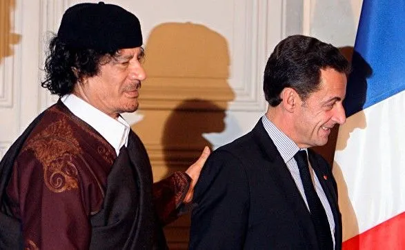 Le Monde: к допросу Саркози юстицию могли побудить давние утверждения сайта Mediapart