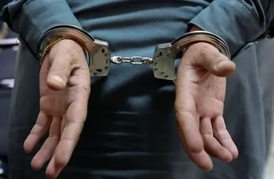 На Донеччині затримані чоловіки, які пропонували поліцейському 70 тисяч гривень хабара