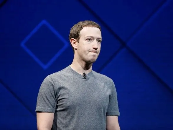 Цукерберг признал ошибки социальной сети Facebook
