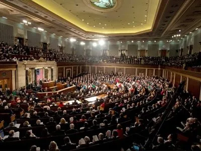 Палата представителей Конгресса США одобрила 620 млн долларов помощи Украине