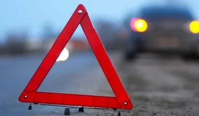 На трассе Львов - Тернополь автомобиль сбил пожилую женщину