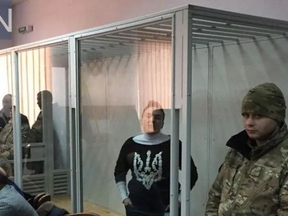 Савченко будет под усиленным наблюдением врачей, если будет голодать - Петренко