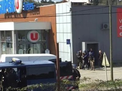 Захват заложников во Франции: СМИ сообщают о человеческих жертвах