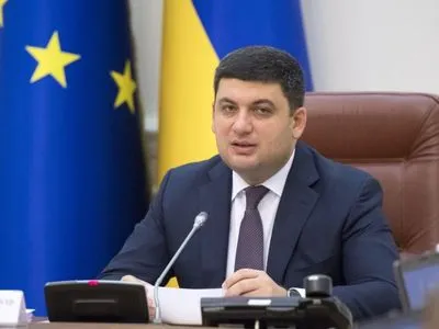 Премьер заверил, что через 3-5 лет в Украине будут хорошие дороги