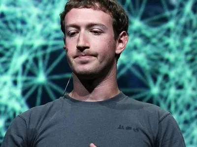 Основатель Facebook извинился перед пользователями за утечку данных
