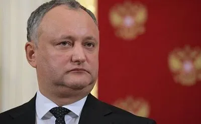 Додон возмутился решением правительства Молдовы выслать российских дипломатов
