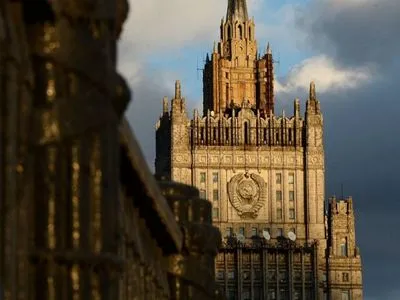 Російських дипломатів висилають вже 24 країни світу