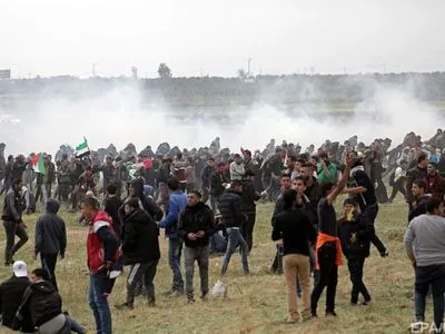СМИ: в столкновениях с израильскими военными в Секторе Газа убиты 16 палестинцев