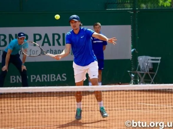 ukrayinskiy-tenisist-stav-finalistom-turniru-v-italiyi