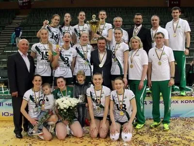 Волейболистки "Химика" в восьмой раз подряд стали чемпионками Украины