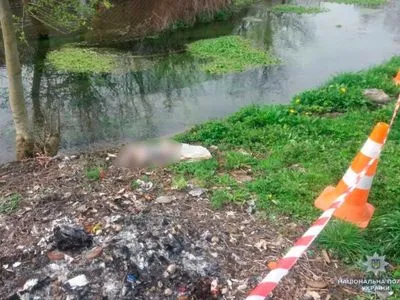 У річці на Буковині знайшли тіло немовляти