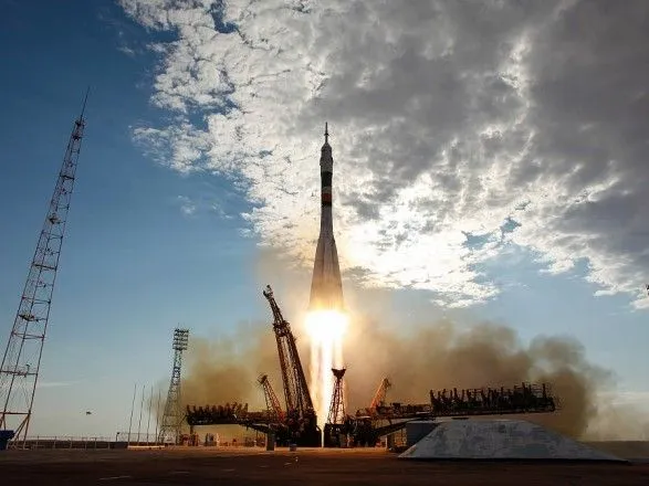 Космічні перегони: у Росії почали розробку надважкої ракети