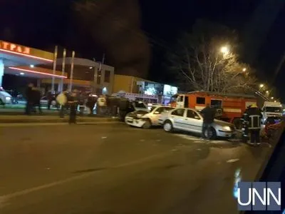 В Одесі сталася серйозна ДТП за участі трьох автомобілів