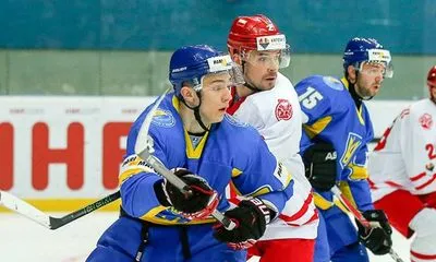 Сборная Украины провела спарринг с Польшей в рамках подготовки к ЧМ по хоккею