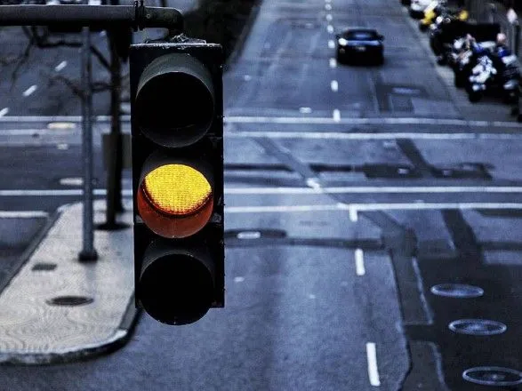 В уряді хочуть відмінити жовтий сигнал світлофора
